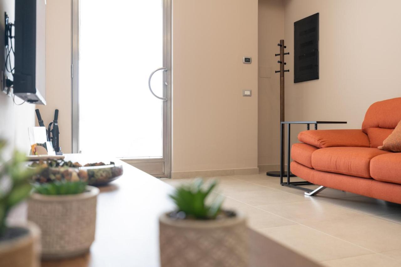 Iitana Luxury Apartment - Fronte Mare Con Vasca Idromassaggio Catania-Fontanarossai nemzetközi repülőtér Kültér fotó