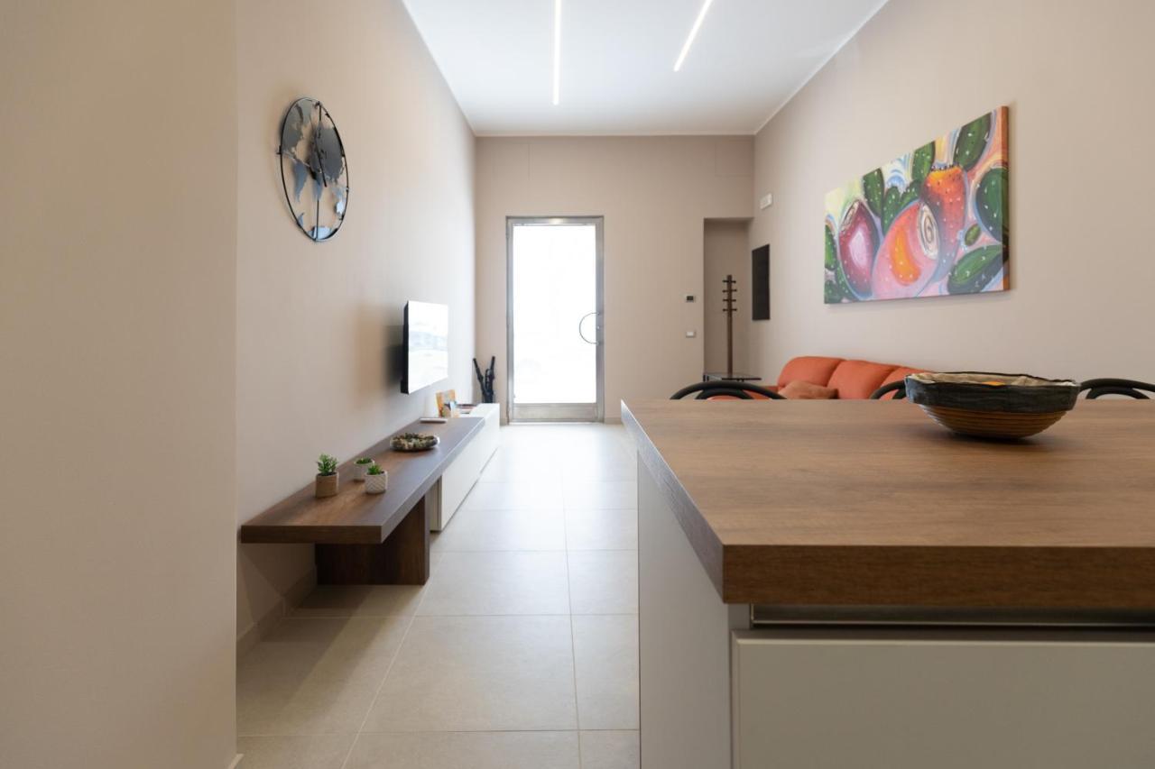 Iitana Luxury Apartment - Fronte Mare Con Vasca Idromassaggio Catania-Fontanarossai nemzetközi repülőtér Kültér fotó