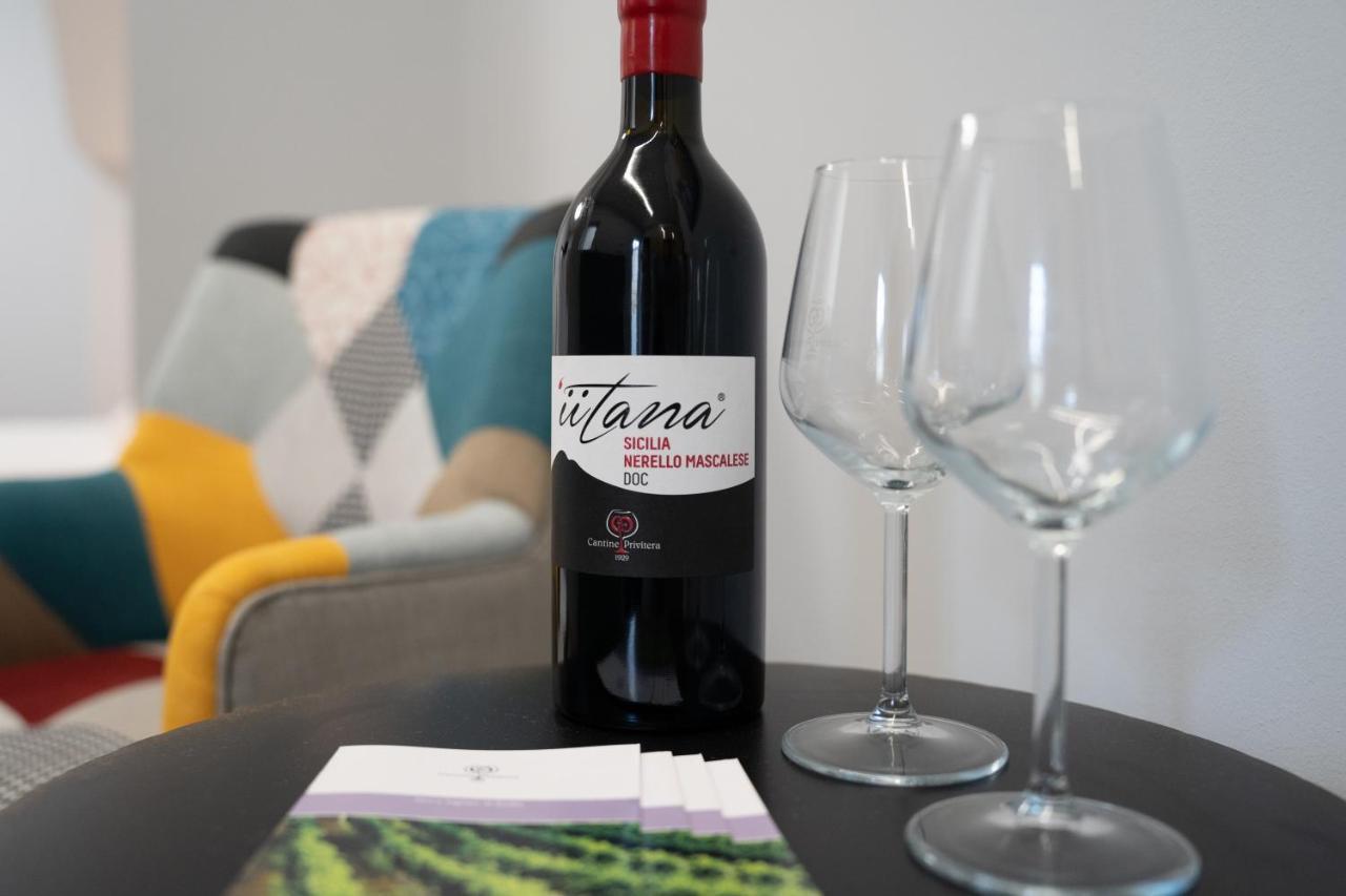 Iitana Luxury Apartment - Fronte Mare Con Vasca Idromassaggio Catania-Fontanarossai nemzetközi repülőtér Kültér fotó