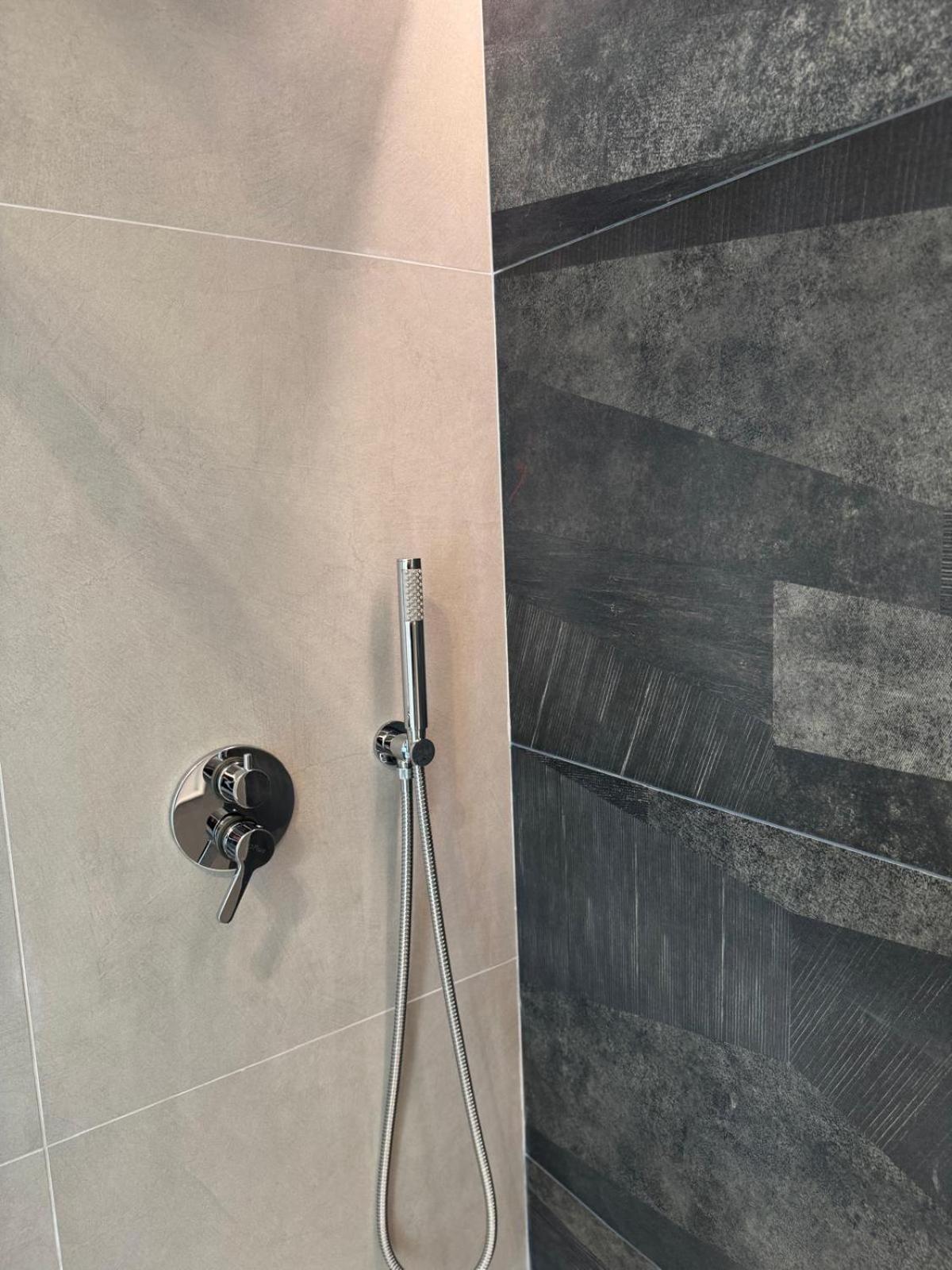 Iitana Luxury Apartment - Fronte Mare Con Vasca Idromassaggio Catania-Fontanarossai nemzetközi repülőtér Kültér fotó